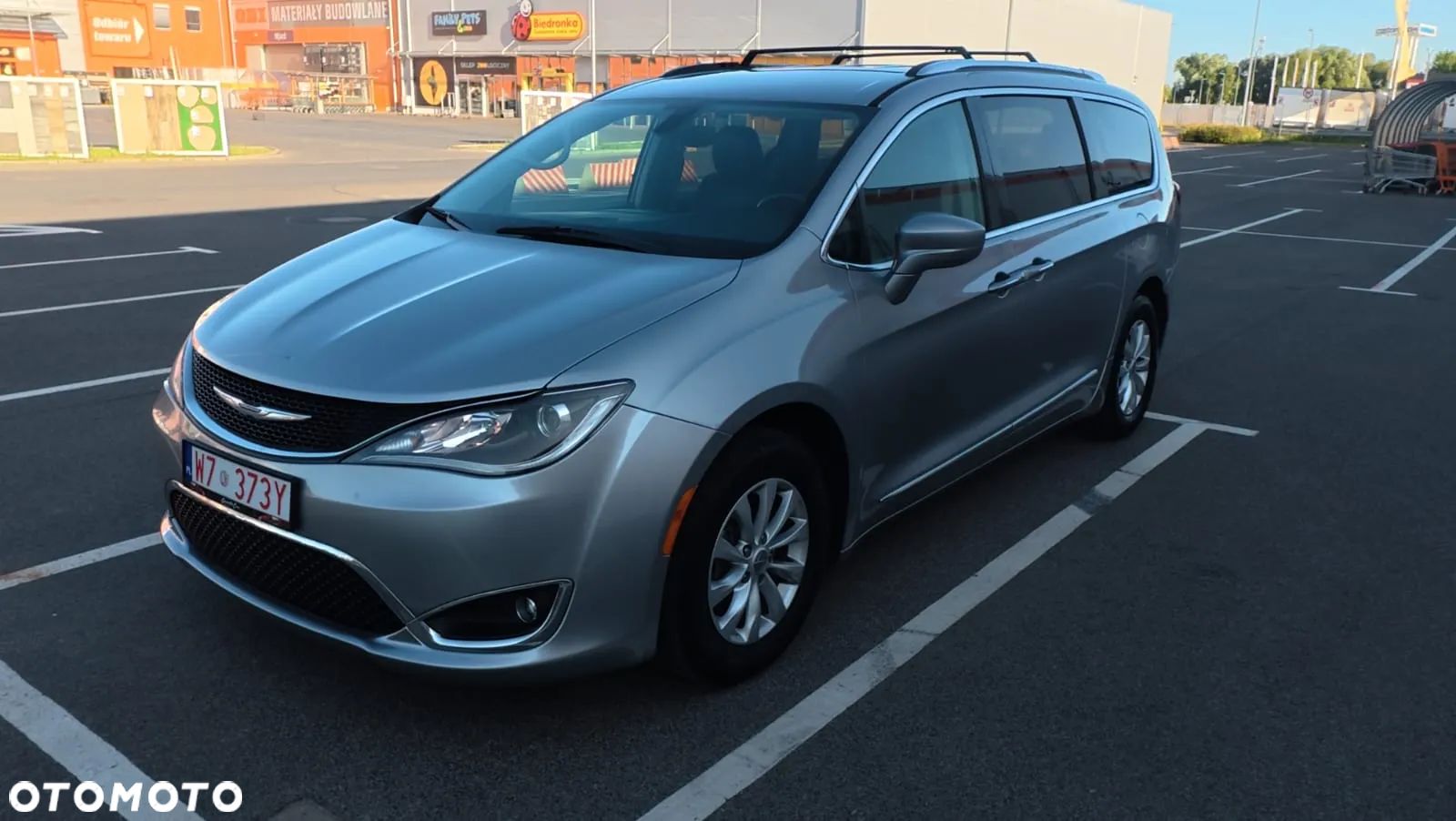 Chrysler Pacifica - 1