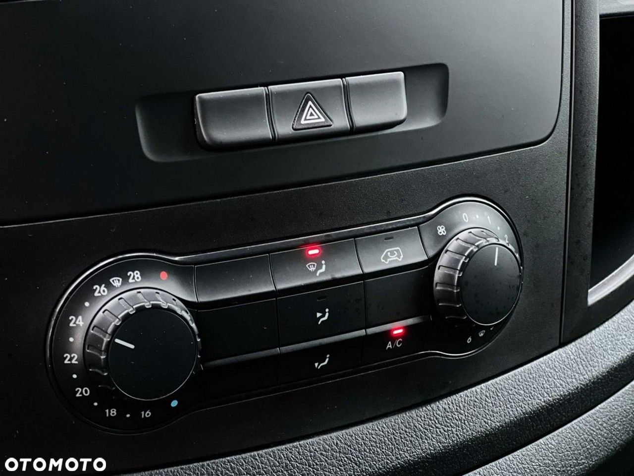 Mercedes-Benz Vito 109 - 26