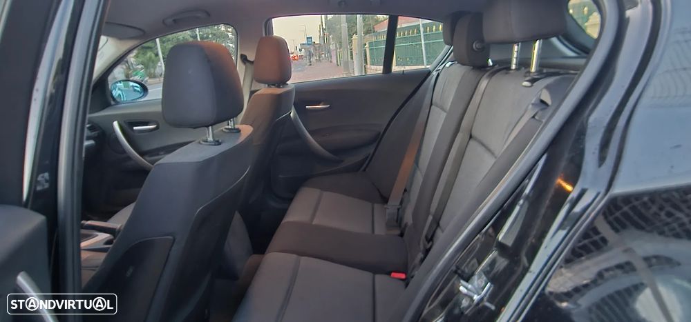 BMW 120 d Sport - 13