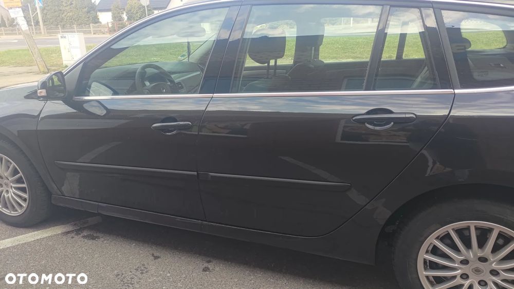 Renault Laguna dCi 110 FAP Dynamique - 24