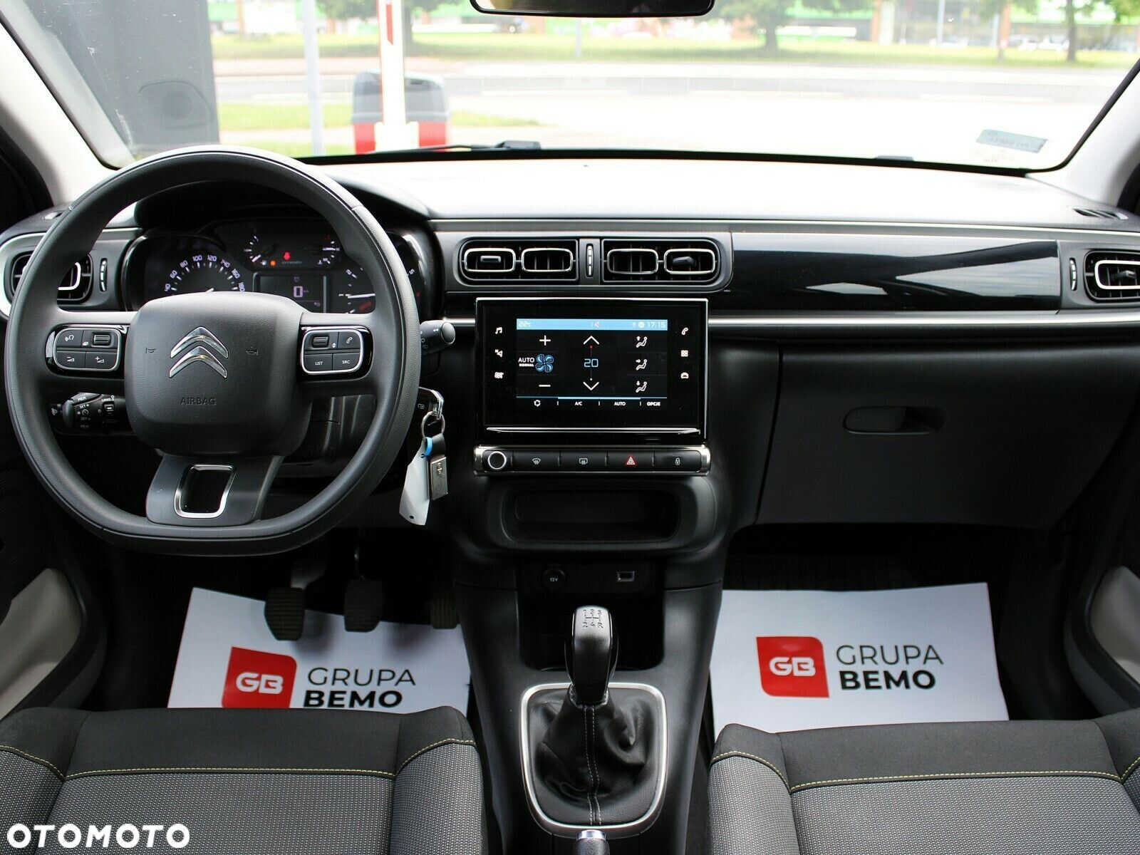 Citroën C3 1.2 PureTech Shine - 16