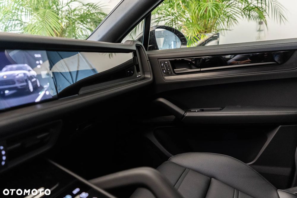 Porsche Cayenne E-Hybrid - 27