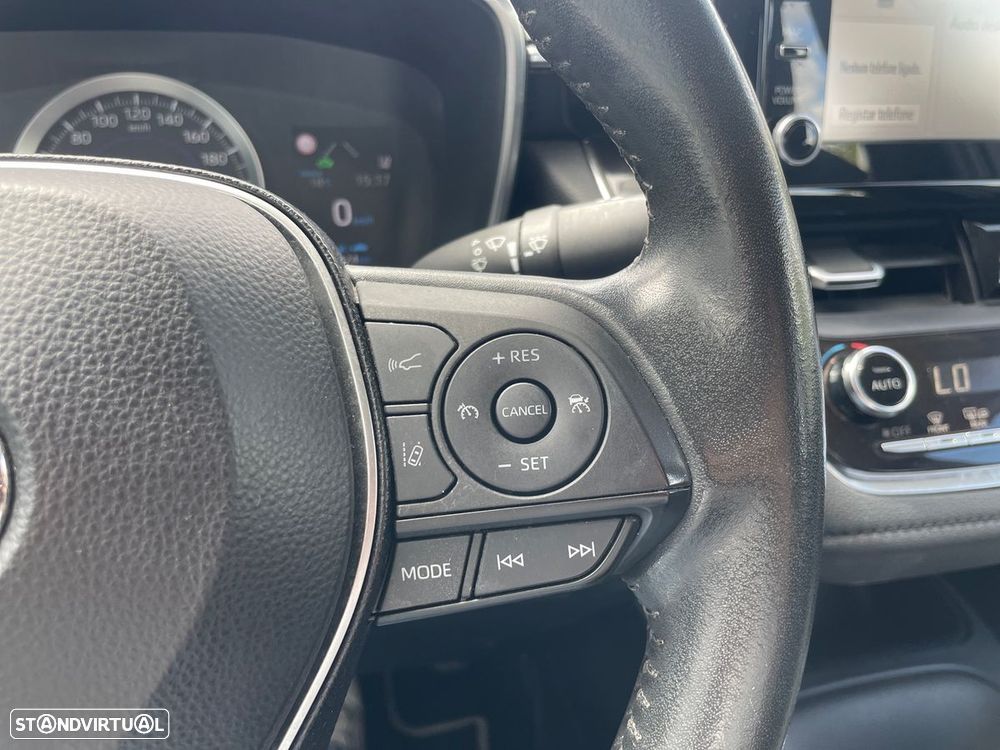 Toyota Corolla 1.8 Hybrid Comfort - 22