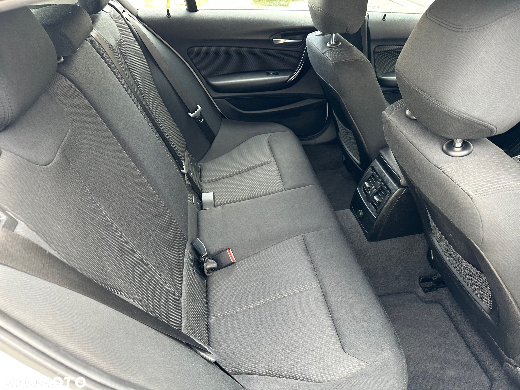 BMW Seria 1 118d - 9
