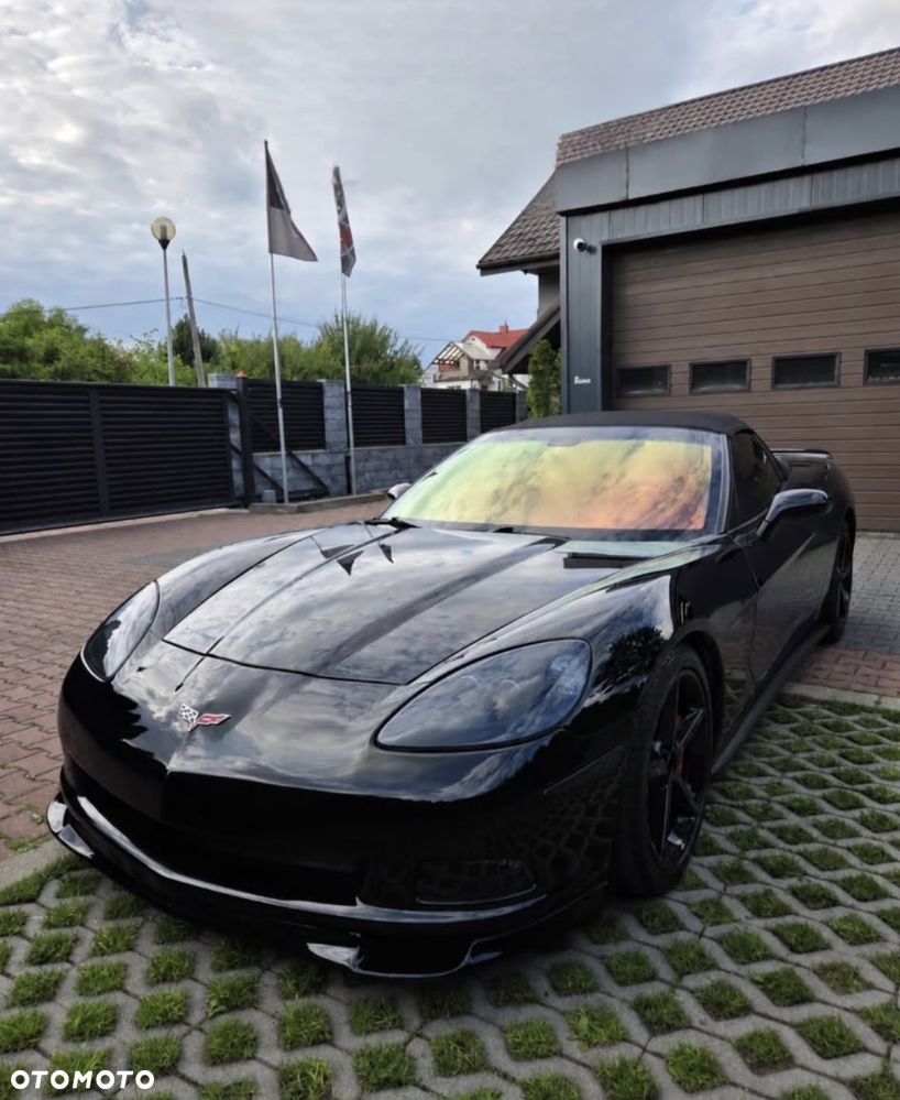 Chevrolet Corvette - 1