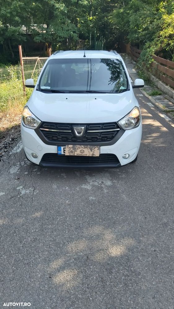 Dacia Lodgy 1.6 102 CP Laureate - 1