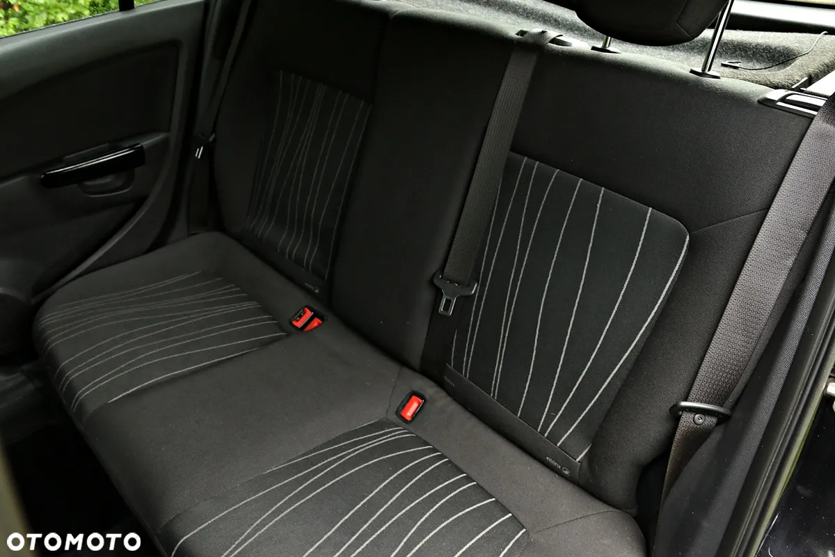 Opel Corsa 1.2 16V - 32