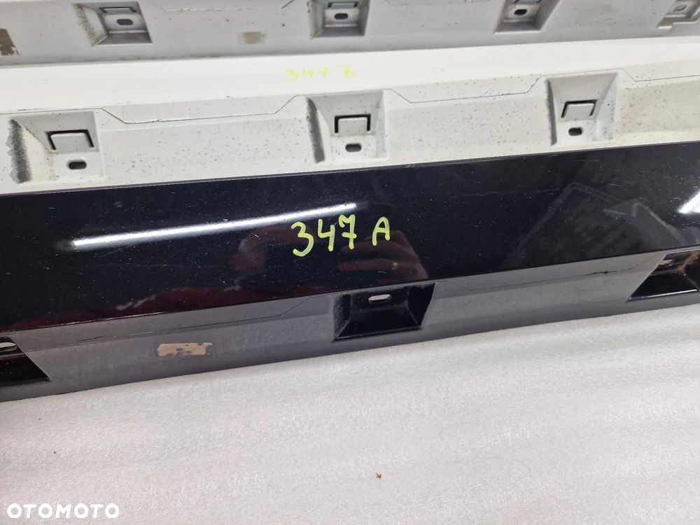 VW PASSAT B8 3G0 14- PRAWA LISTWA PROGOWA / NAKŁADKA PROGU , CZARNA , BIAŁA , SREBRNA , NR 3G0853858F , NR AUKCJI PR347 - 2