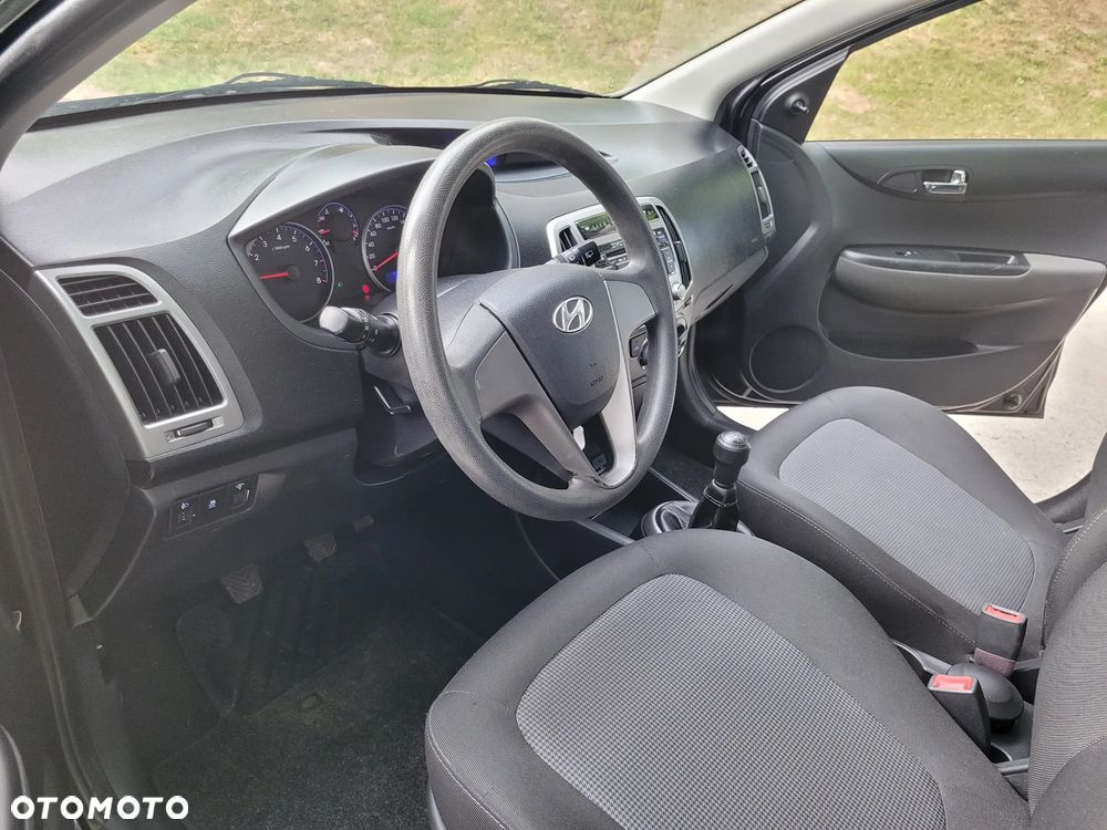 Hyundai i20 1.2 Fifa World Cup Edition - 11