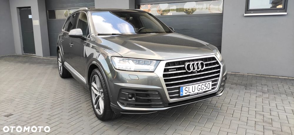 Audi Q7 - 32