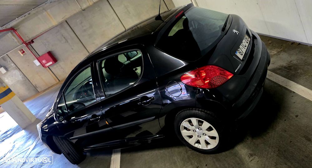 Peugeot 207 1.4 HDi WIP Nav - 11