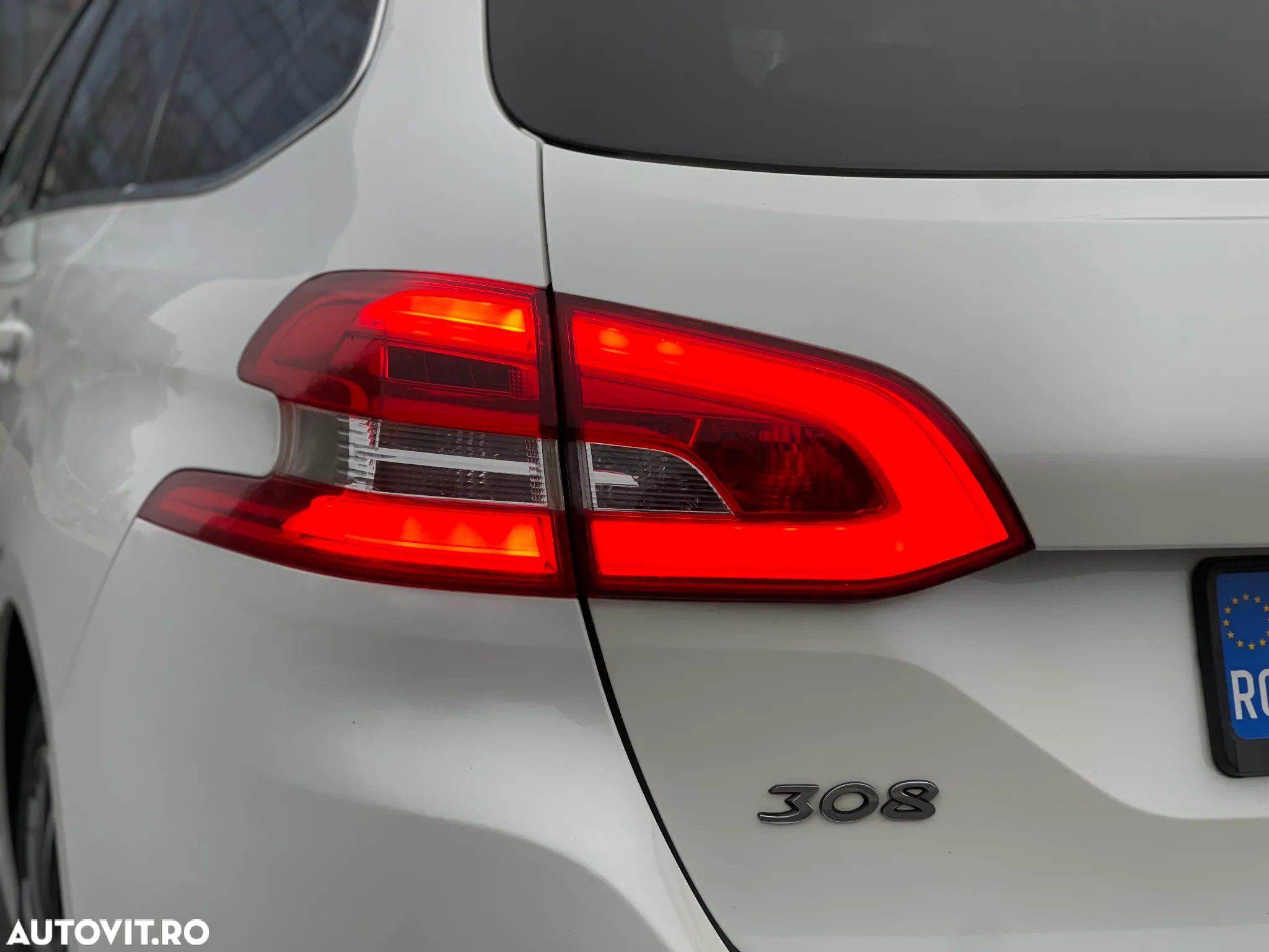 Peugeot 308 SW BlueHDi 120 Stop & Start Business-Line - 12