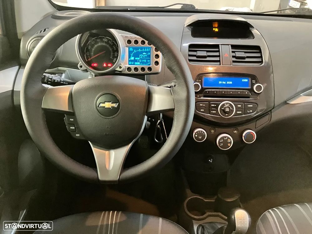 Chevrolet Spark 1.0 LS ESC - 19