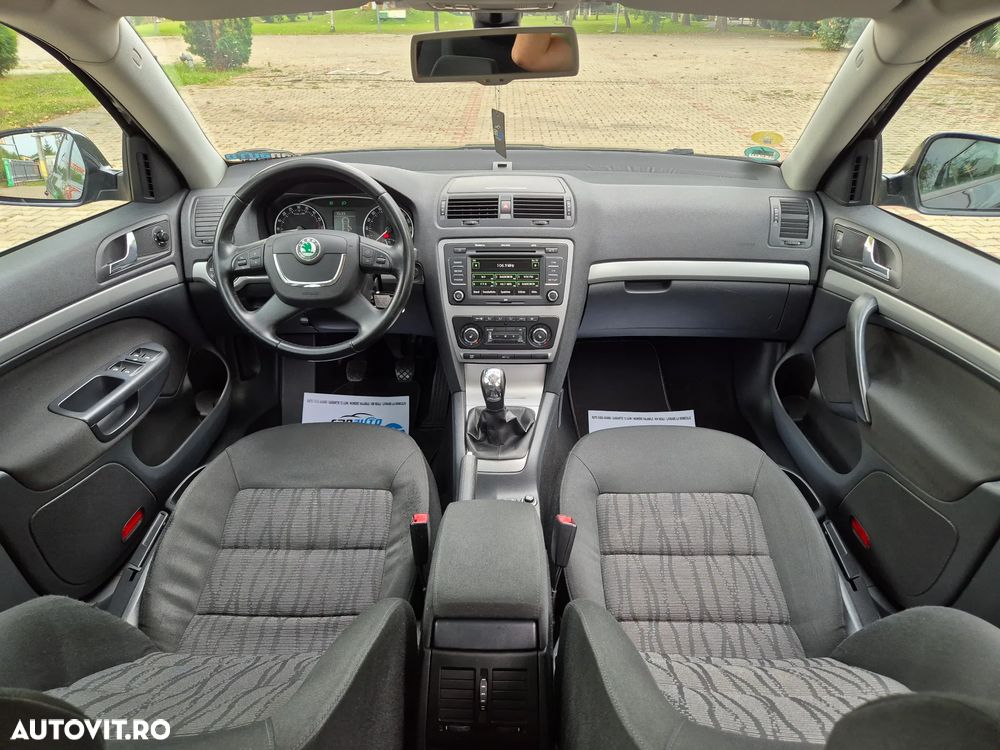 Skoda Octavia 1.6 TDI DPF Elegance - 6