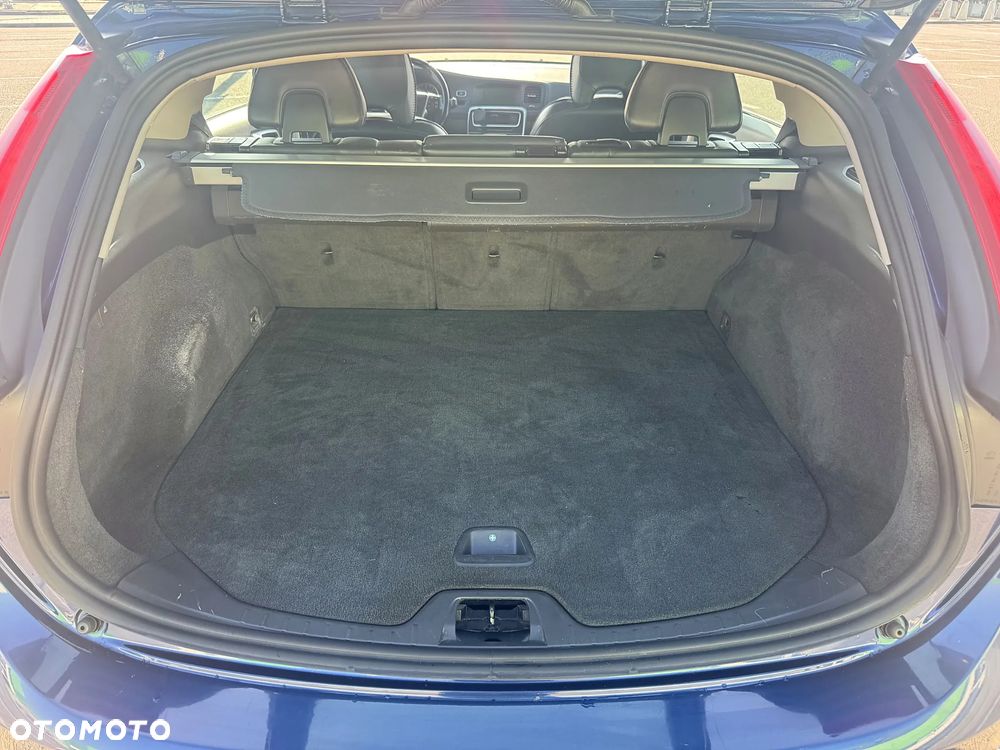 Volvo V60 - 17