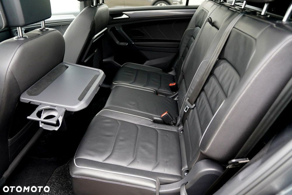 Volkswagen Tiguan Allspace - 23