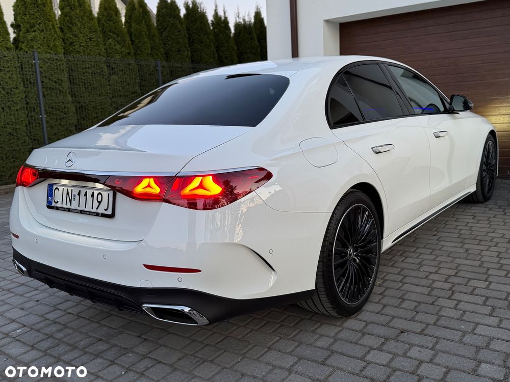 Mercedes-Benz Klasa E 220 d AMG - 16