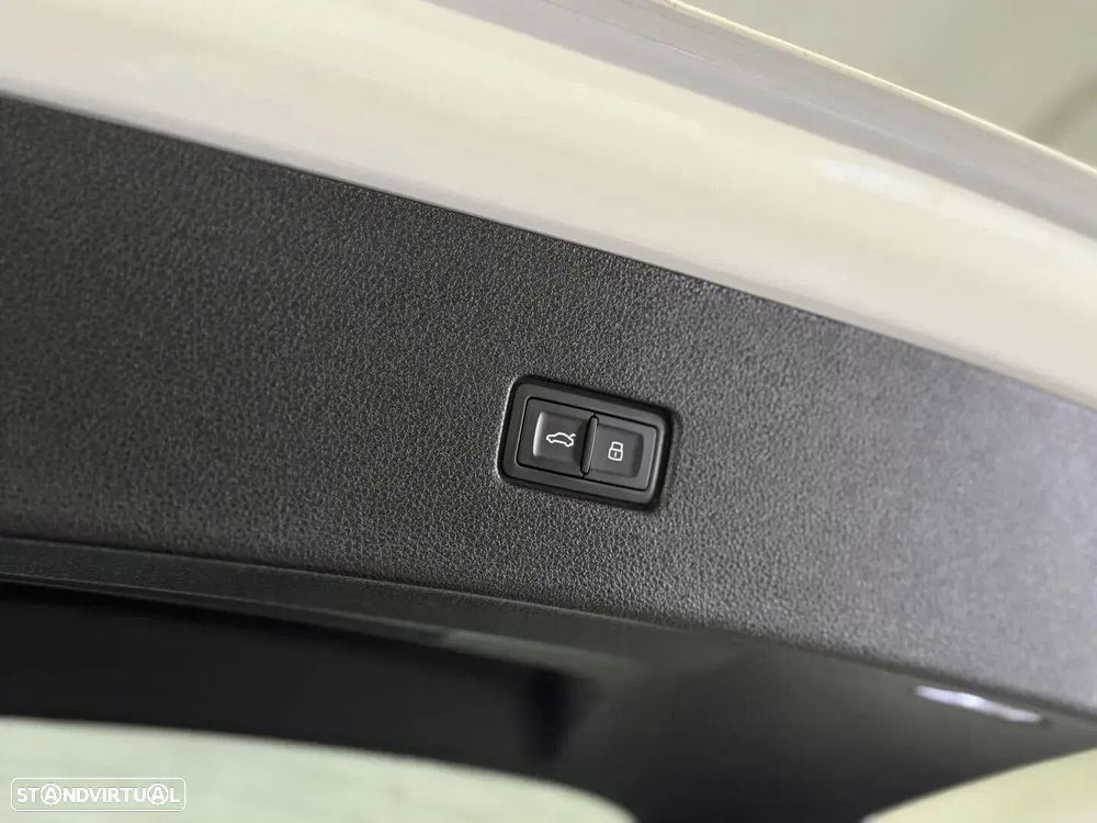 Audi SQ8 TFSI quattro Tiptronic - 26