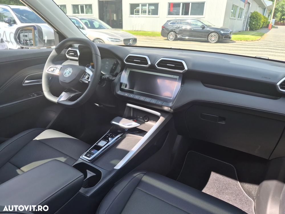 MG ZS HEV 1.5 GSI AT Exclusive+ - 15