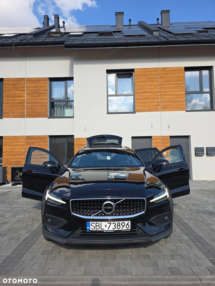 Volvo V60 D4 AWD Geartronic Inscription - 1