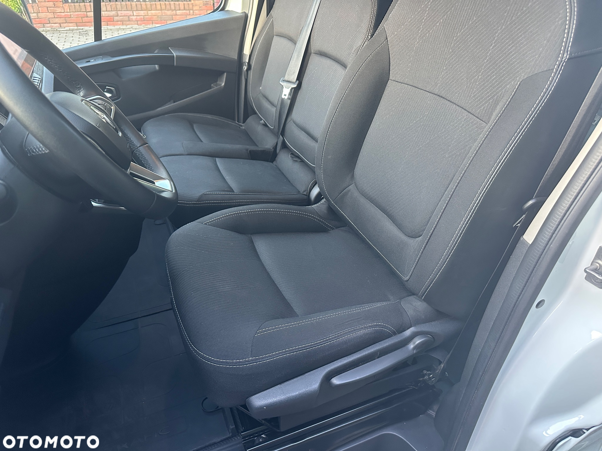 Renault Trafic - 18