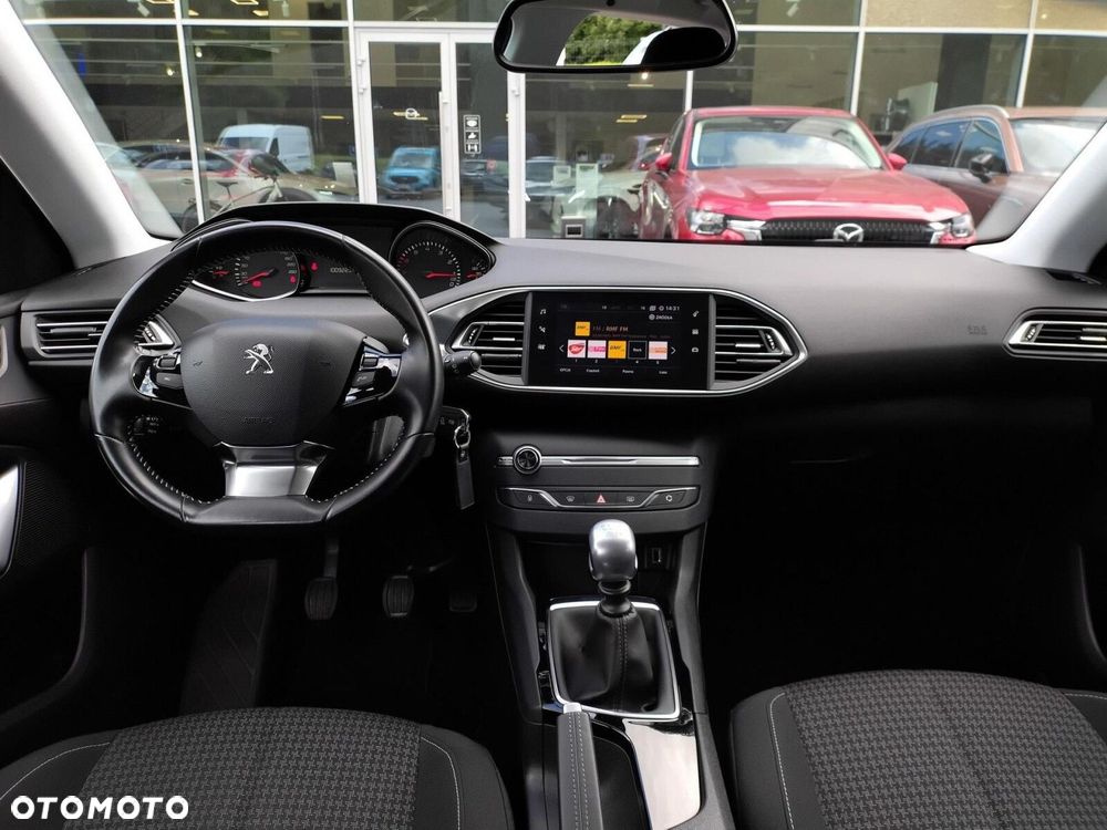 Peugeot 308 - 11