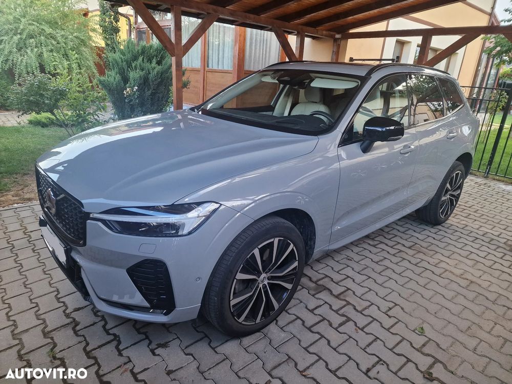 Volvo XC 60 B5 AT AWD MHEV Ultra Dark - 1