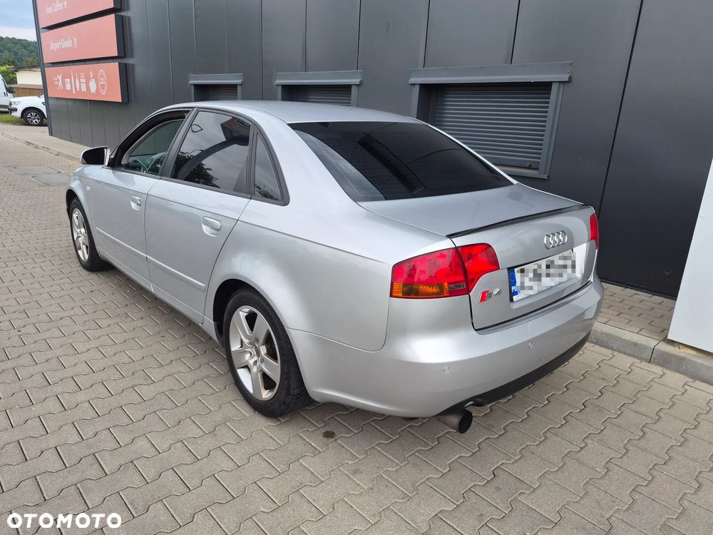 Audi A4 Limousine 1.6 - 1