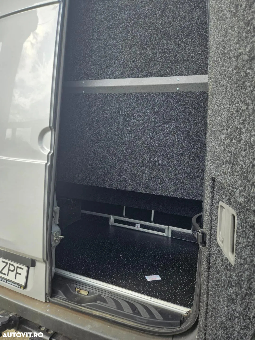 Mercedes-Benz Sprinter 416 CDI 18 locuri - 4
