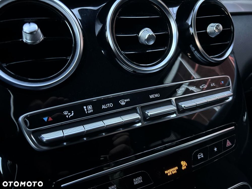 Mercedes-Benz GLC 220 d 4-Matic - 16