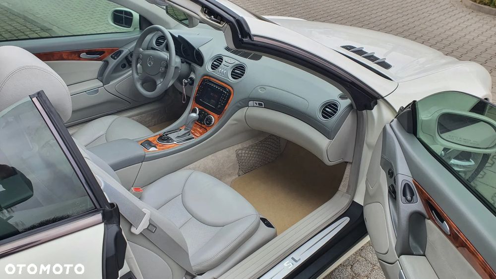Mercedes-Benz SL 500 - 29