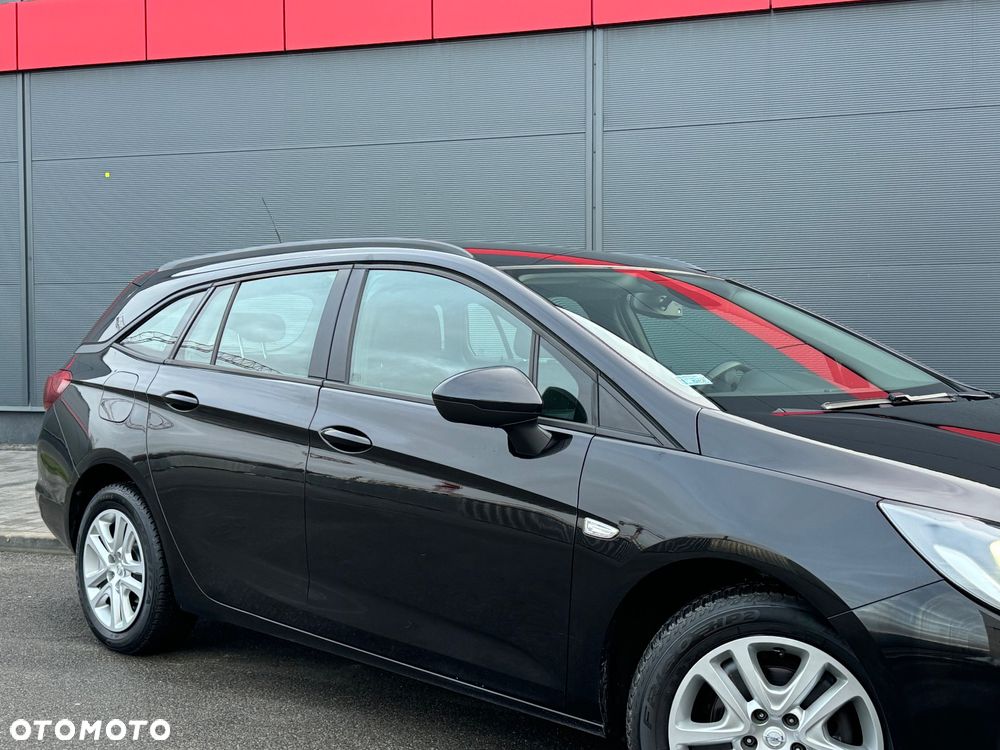 Opel Astra 1.6 CDTI Essentia - 14