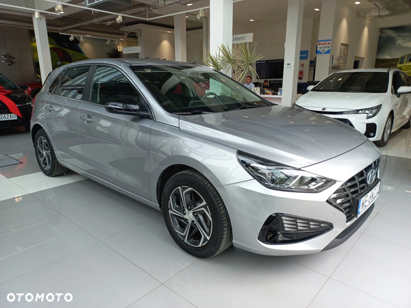 Hyundai i30 1.5 DPI Smart