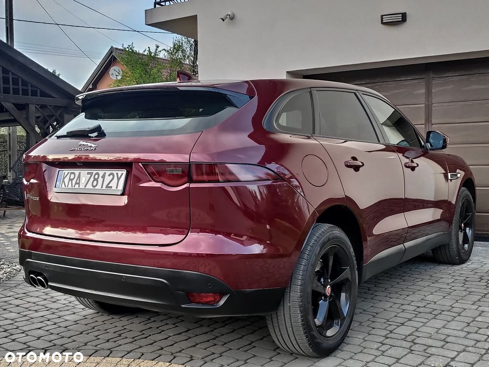 Jaguar F-Pace - 7
