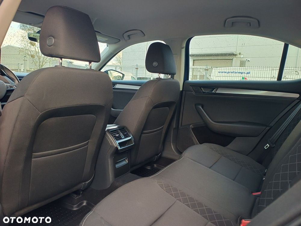 Skoda Superb 1.4 TSI ACT Active - 13