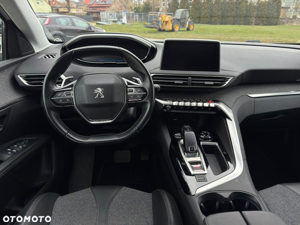 Peugeot 5008 1.2 PureTech Allure S&S EAT8 - 6