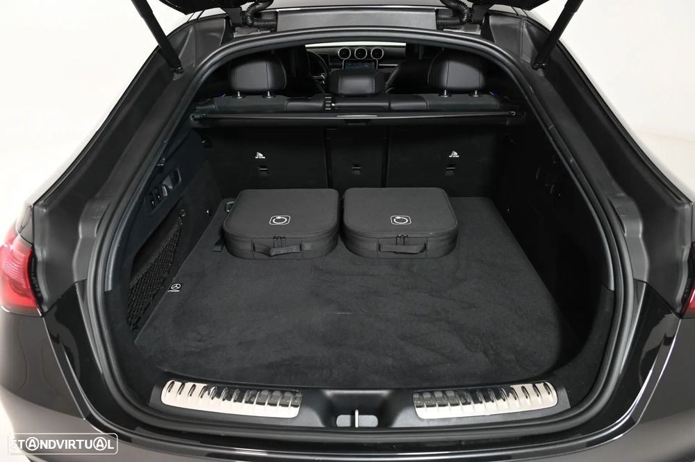 Mercedes-Benz GLC 300 de Coupe 4Matic - 10