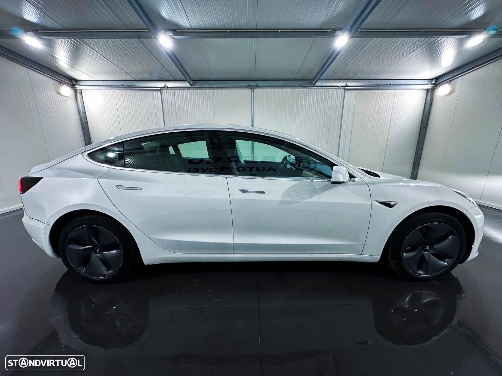Tesla Model 3 Long-Range Dual Motor AWD - 12