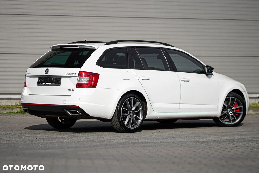 Skoda Octavia 2.0 TDI RS - 9