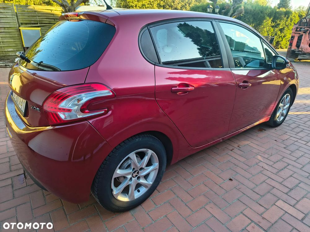 Peugeot 208 1.2 VTi Allure - 10