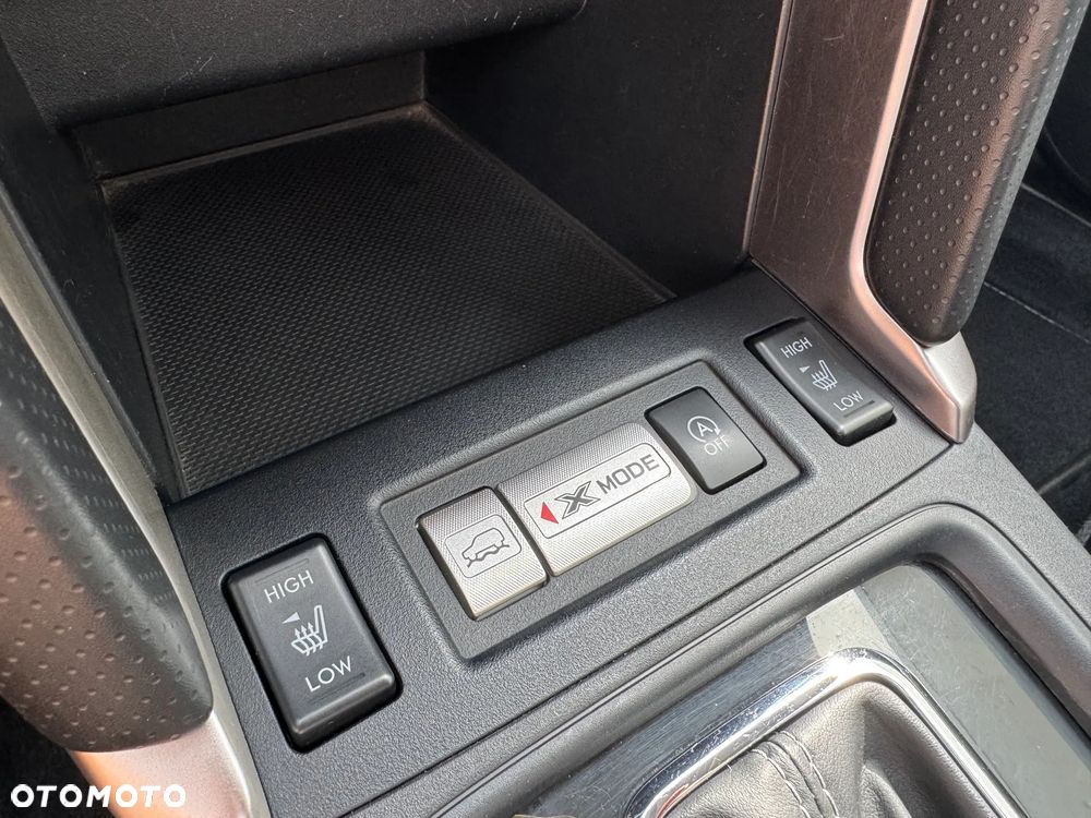 Subaru Forester 2.0 i Exclusive Special (EyeSight) Lineartronic - 27