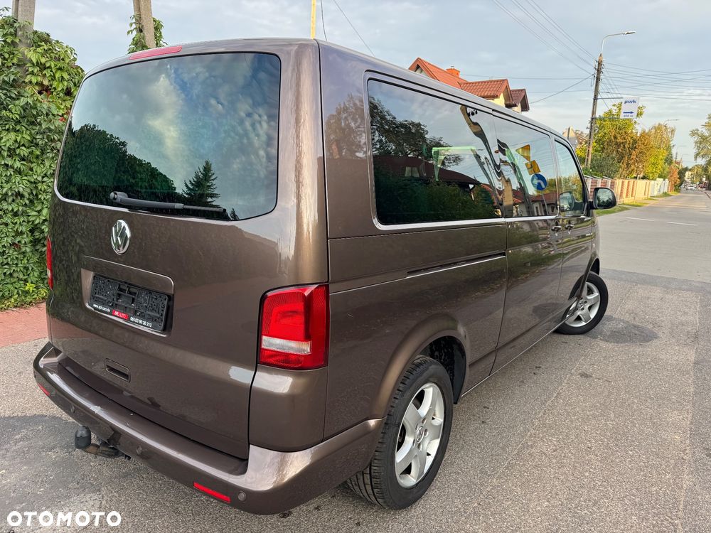 Volkswagen Caravelle - 4