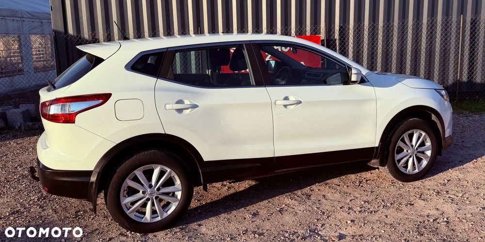 Nissan Qashqai 1.2 DIG-T Tekna EU6 - 4