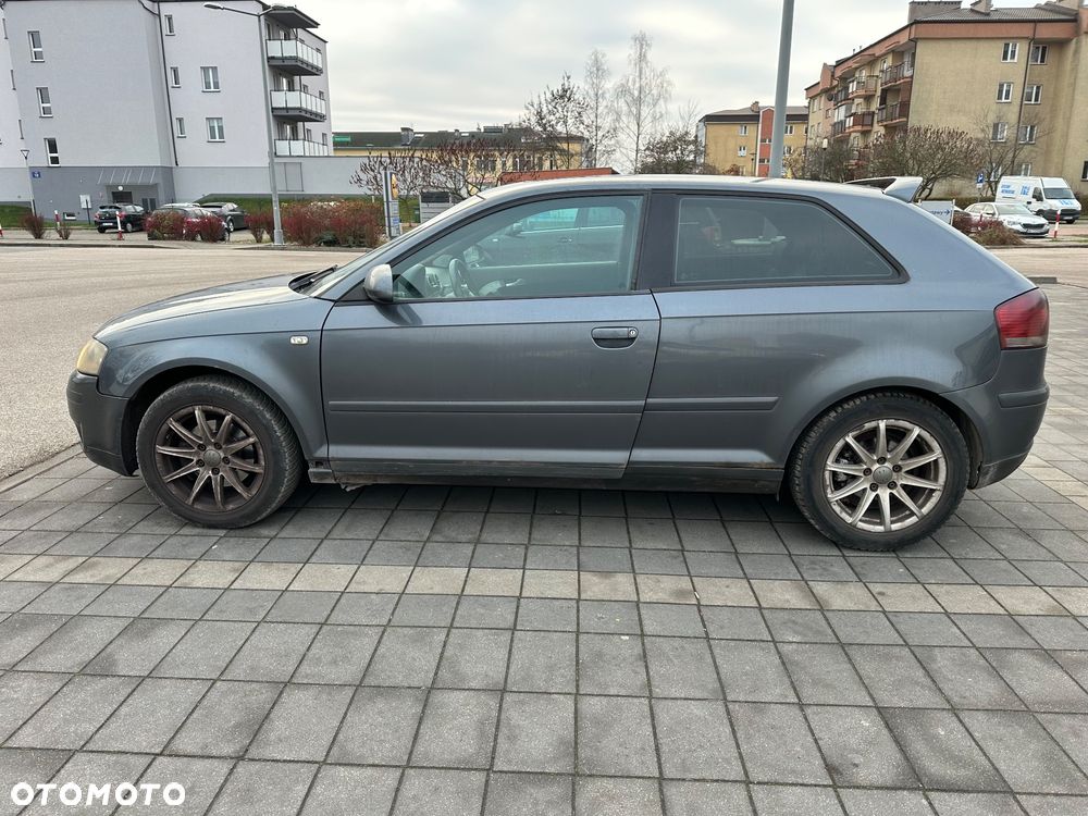 Audi A3 3-drzwiowe 1.6 Ambiente Tiptr - 2