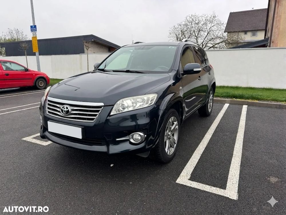 Toyota RAV4 2.2 D-4D 4x4 Automatik Executive - 5