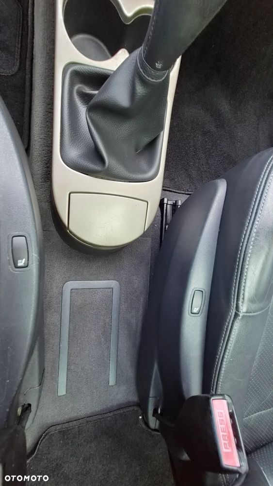 Renault Espace 3.5 Initiale - 11
