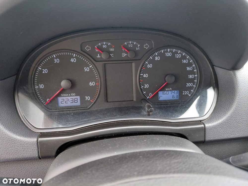 Volkswagen Polo - 5