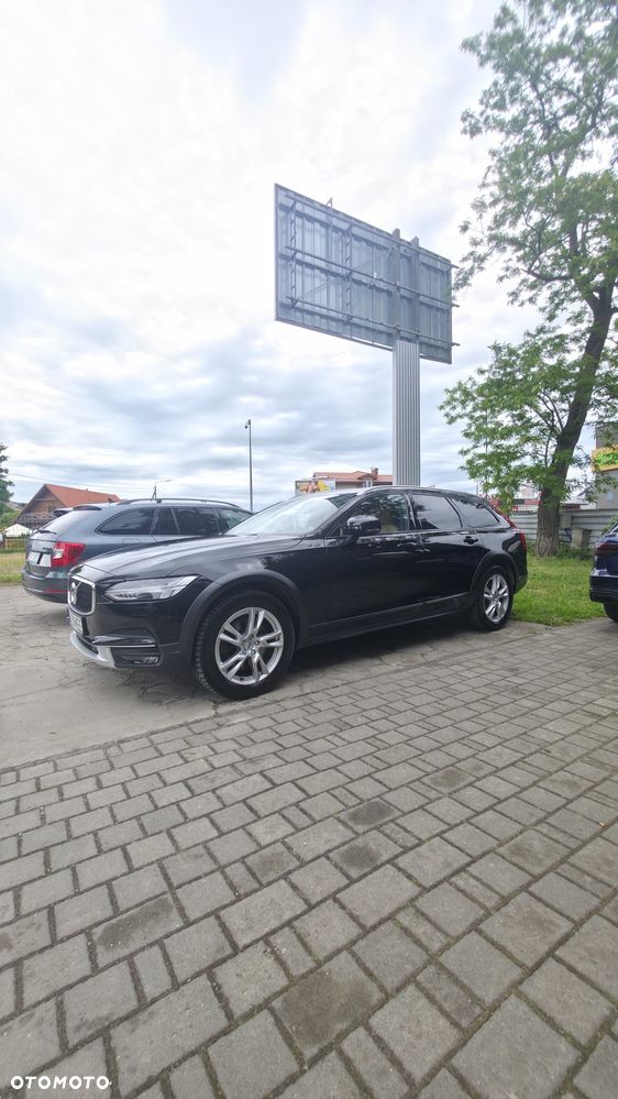 Volvo V90 D5 AWD Momentum - 6