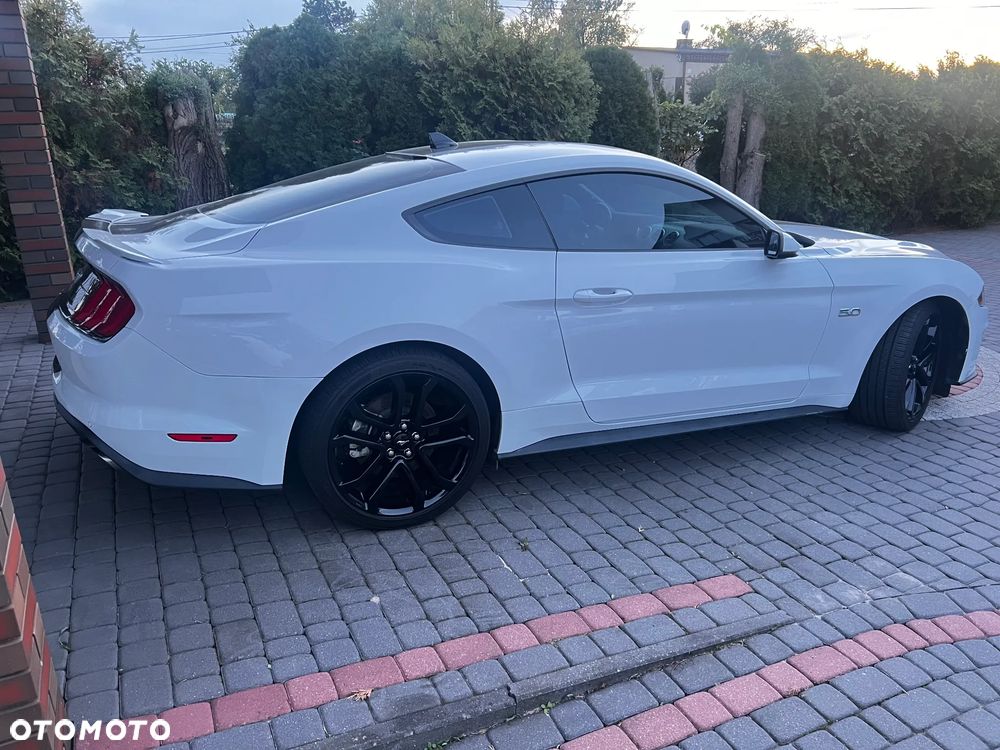 Ford Mustang 5.0 V8 GT - 6