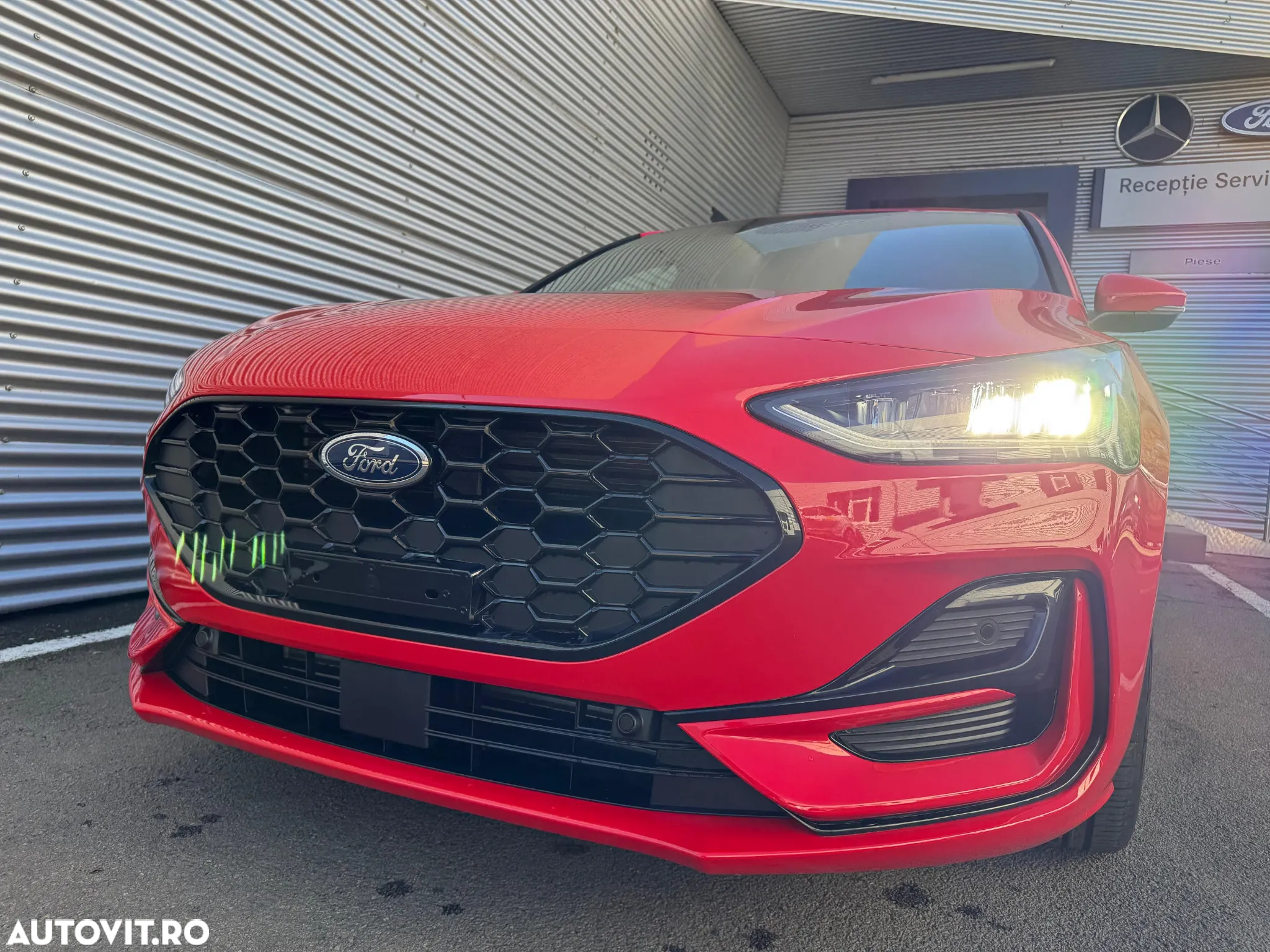 Ford Focus 1.0 EcoBoost MHEV ST-Line X - 3